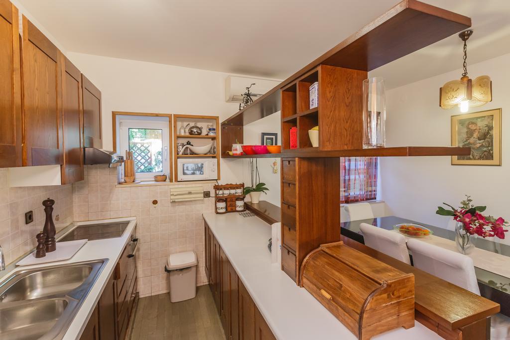 Apartments Ruzic Сплит Екстериор снимка